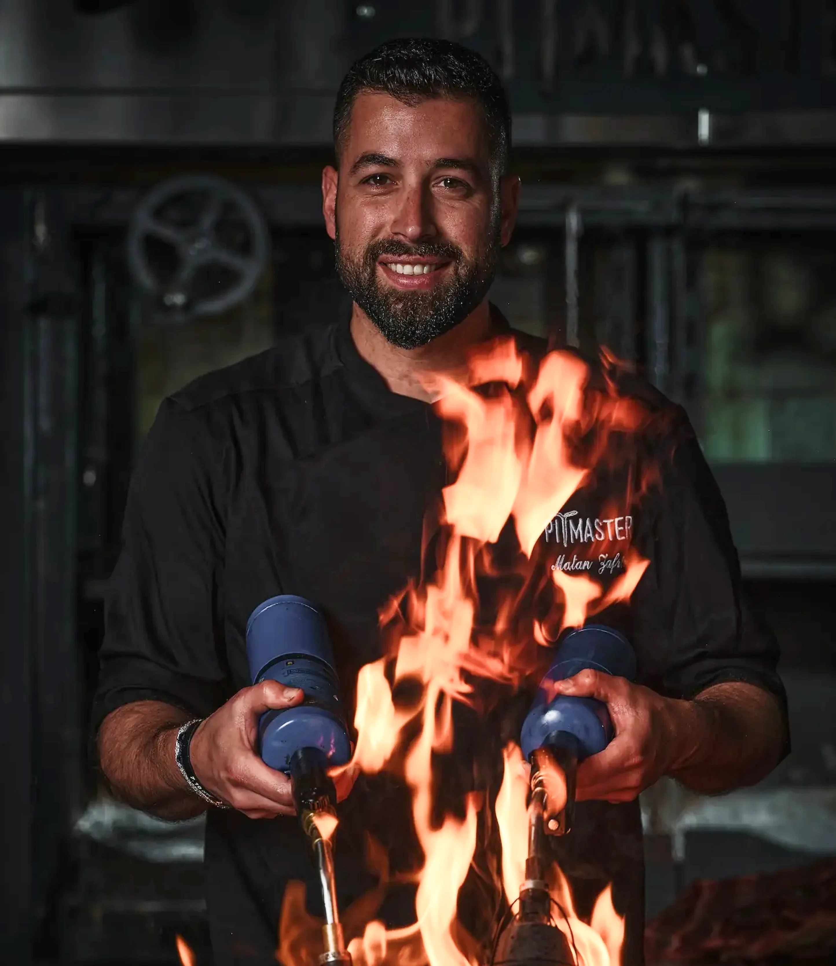 Portrait of pitmaster Matan Zafrir